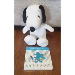 Kohls Cares Snoopy Dog 12" White Plush Peanuts Stuffed Animal & Snoopy  Books